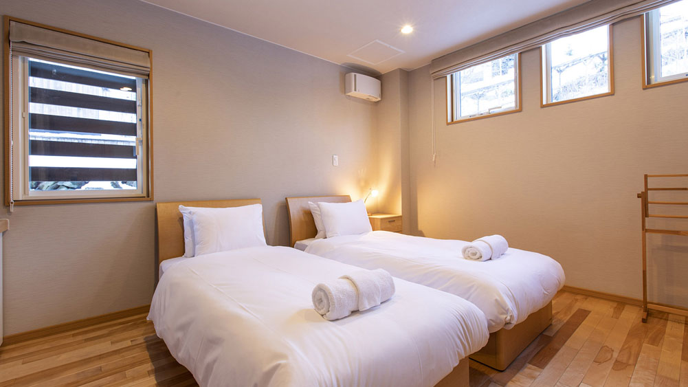 Casi67 West - Comfortable guest bedroom